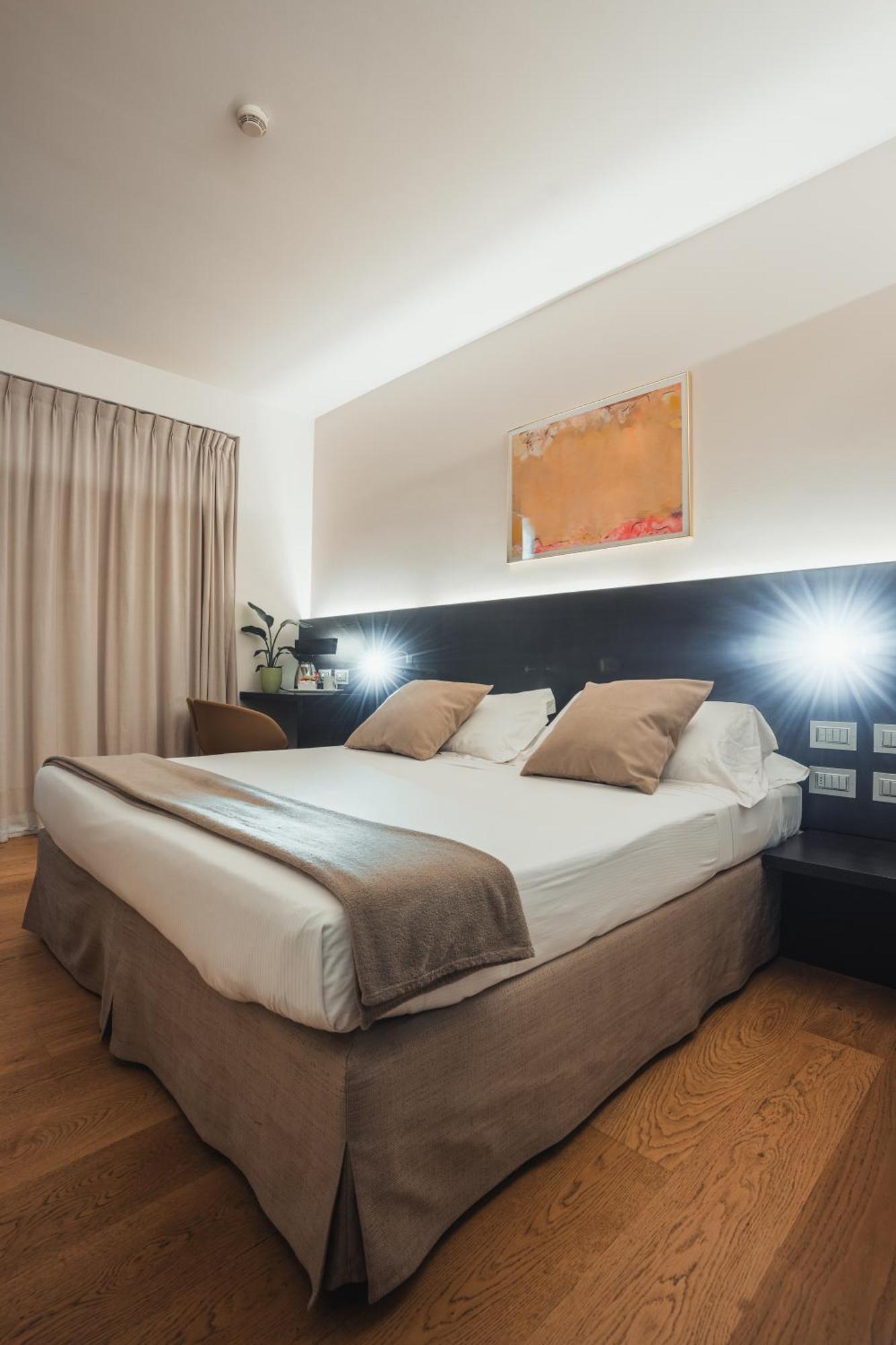 Mod 05 Bike Hotel Sandra Luaran gambar
