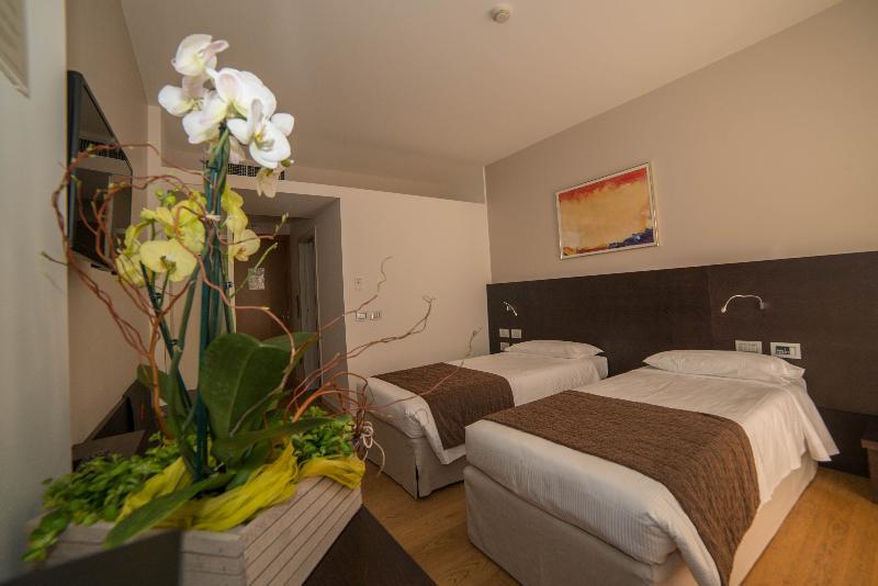 Mod 05 Bike Hotel Sandra Luaran gambar